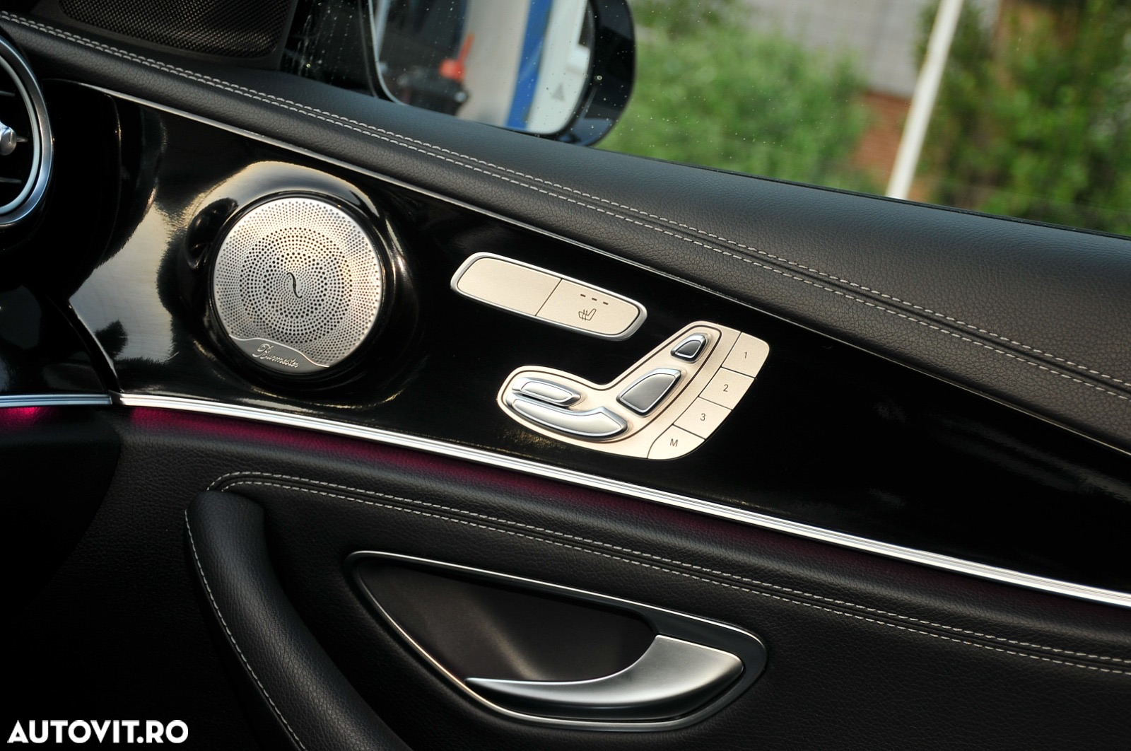 Mercedes-Benz E 400 d 4Matic T 9G-TRONIC AMG Line - 25