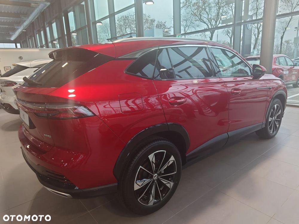 MG HS 1.5 T-GDI Exclusive DCT - 8