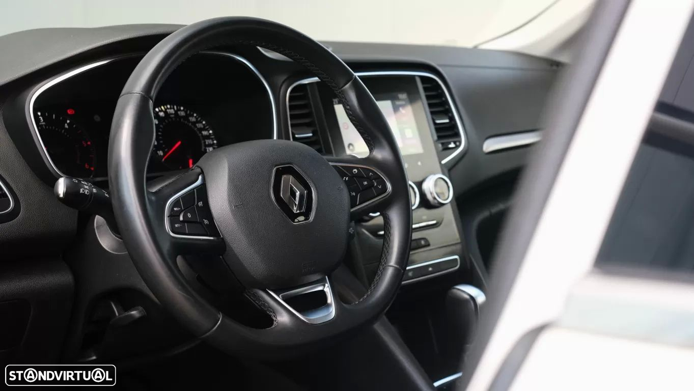 Renault Mégane Sport Tourer - 10