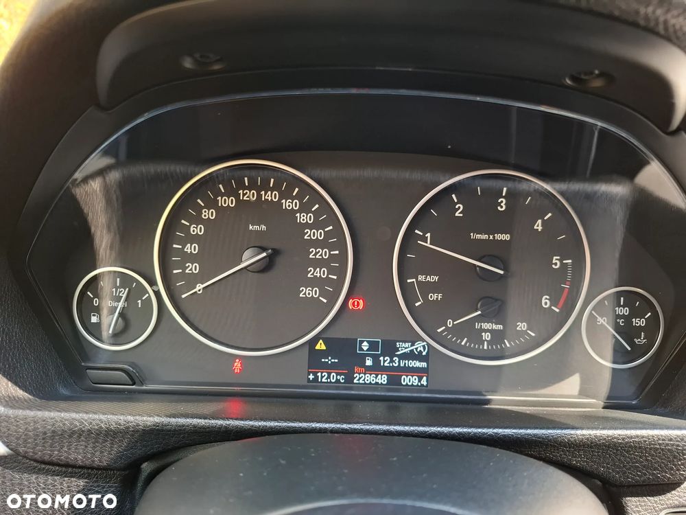 BMW Seria 3 320d - 10