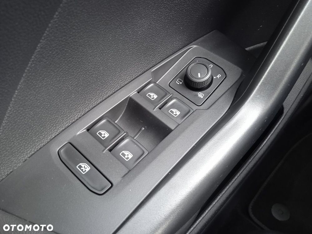 Volkswagen T-Cross 1.0 TSI Life DSG - 30