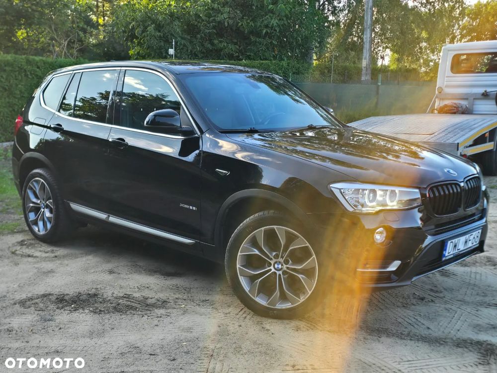 BMW X3 28i xDrive - 32