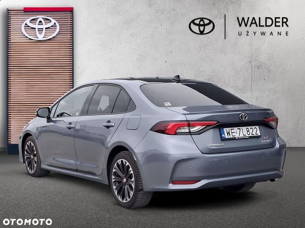 Toyota Corolla - 4