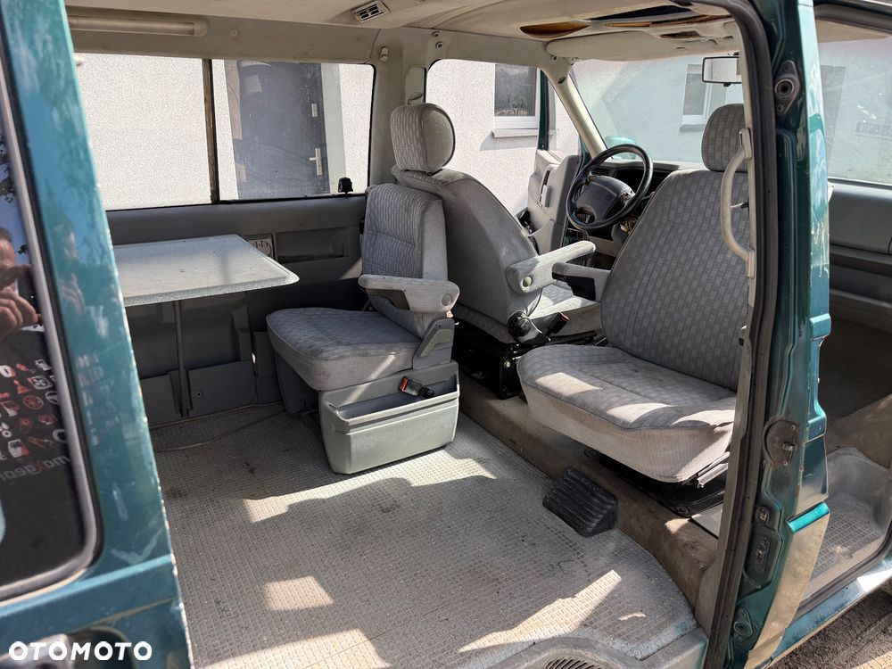 Volkswagen Multivan Standard - 3
