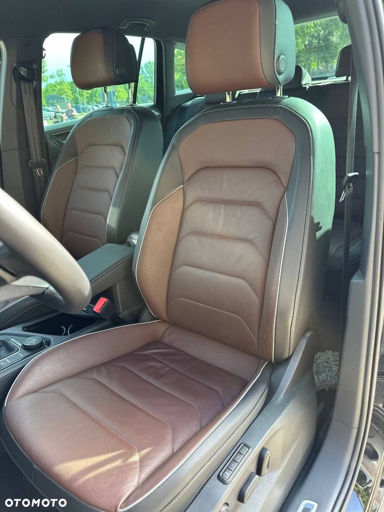 Volkswagen Tiguan - 17