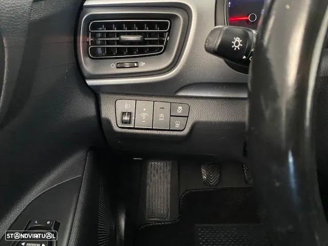 Kia Stonic 1.0 T-GDI Wave - 13