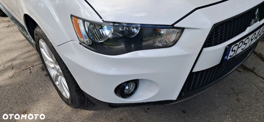 Mitsubishi Outlander 2.2 DI-D 4WD Invite - 26