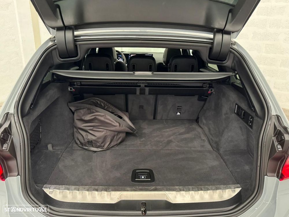 BMW 330 e Touring Pack M Auto - 55