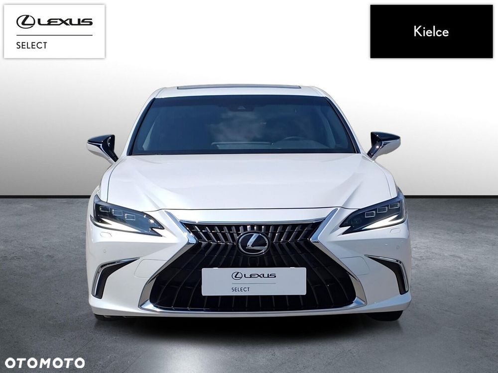Lexus ES - 9
