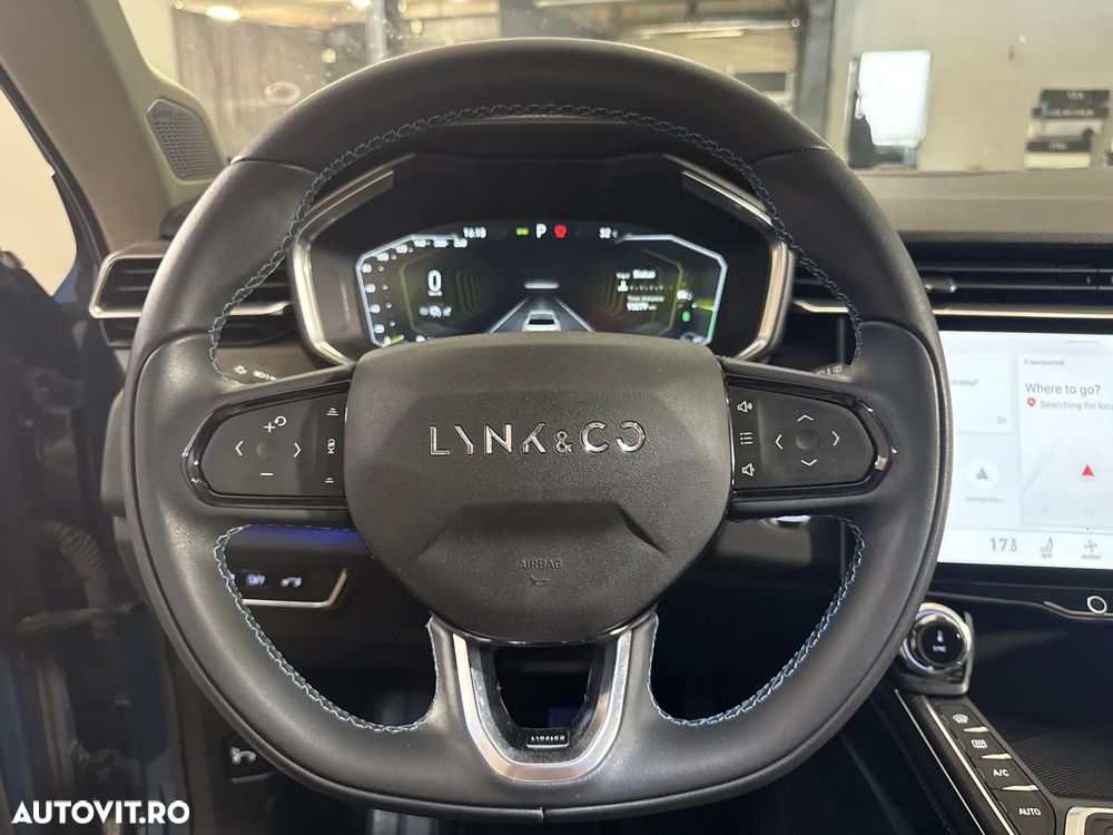 Lynk&Co 01 - 17