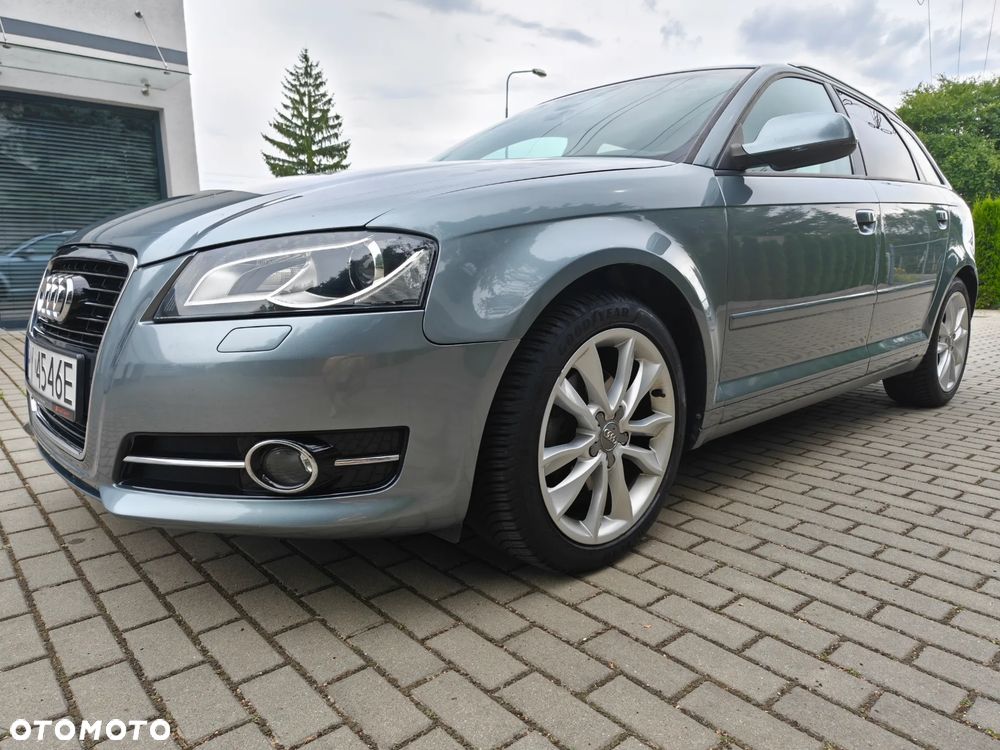 Audi A3 Sportback - 13