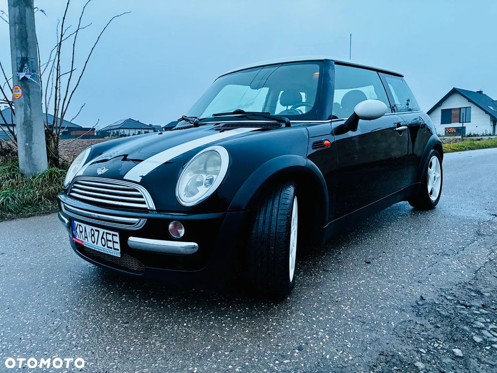 MINI Cooper Seven - 16