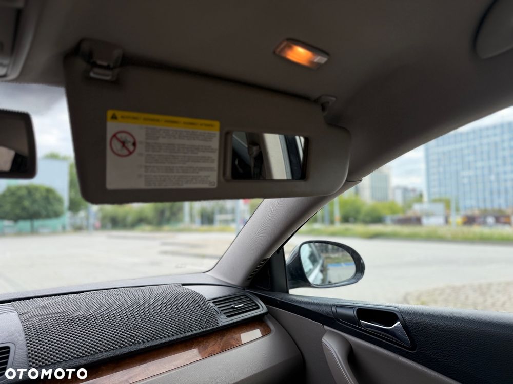 Volkswagen Passat 2.0 TDI Highline DSG - 13