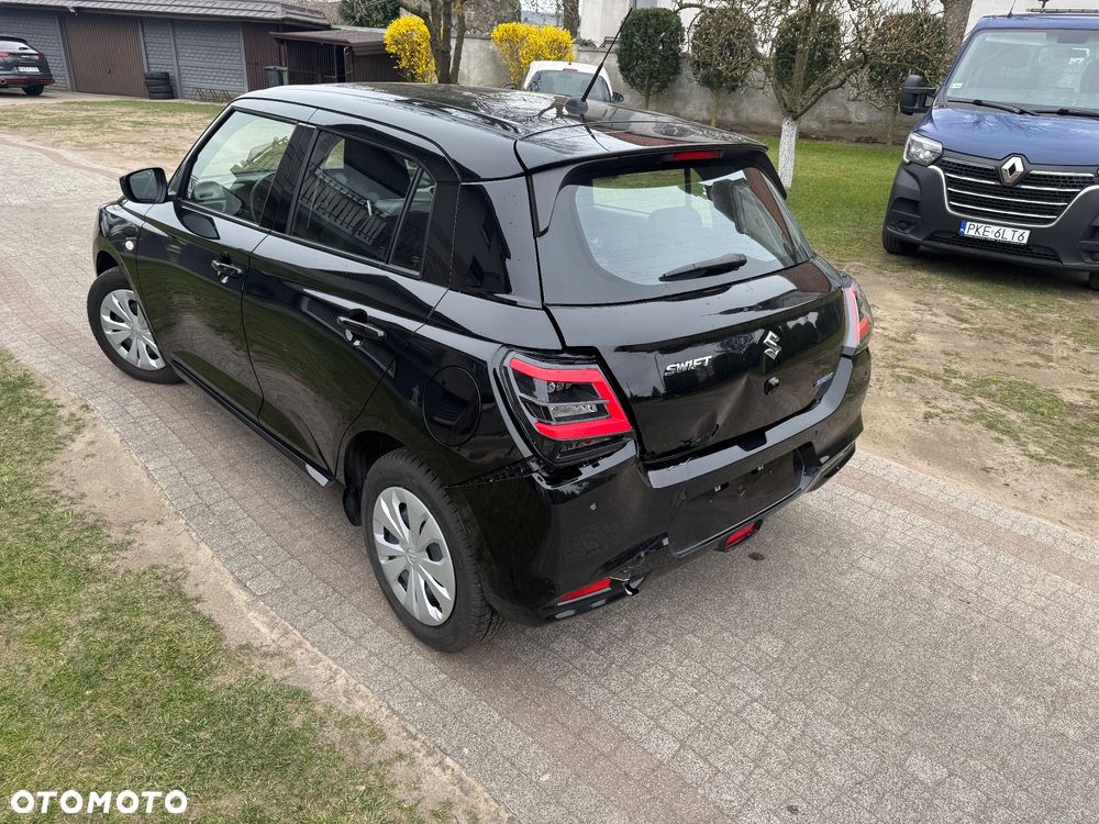 Suzuki Swift 1.2 Dualjet Hybrid MT Club - 12