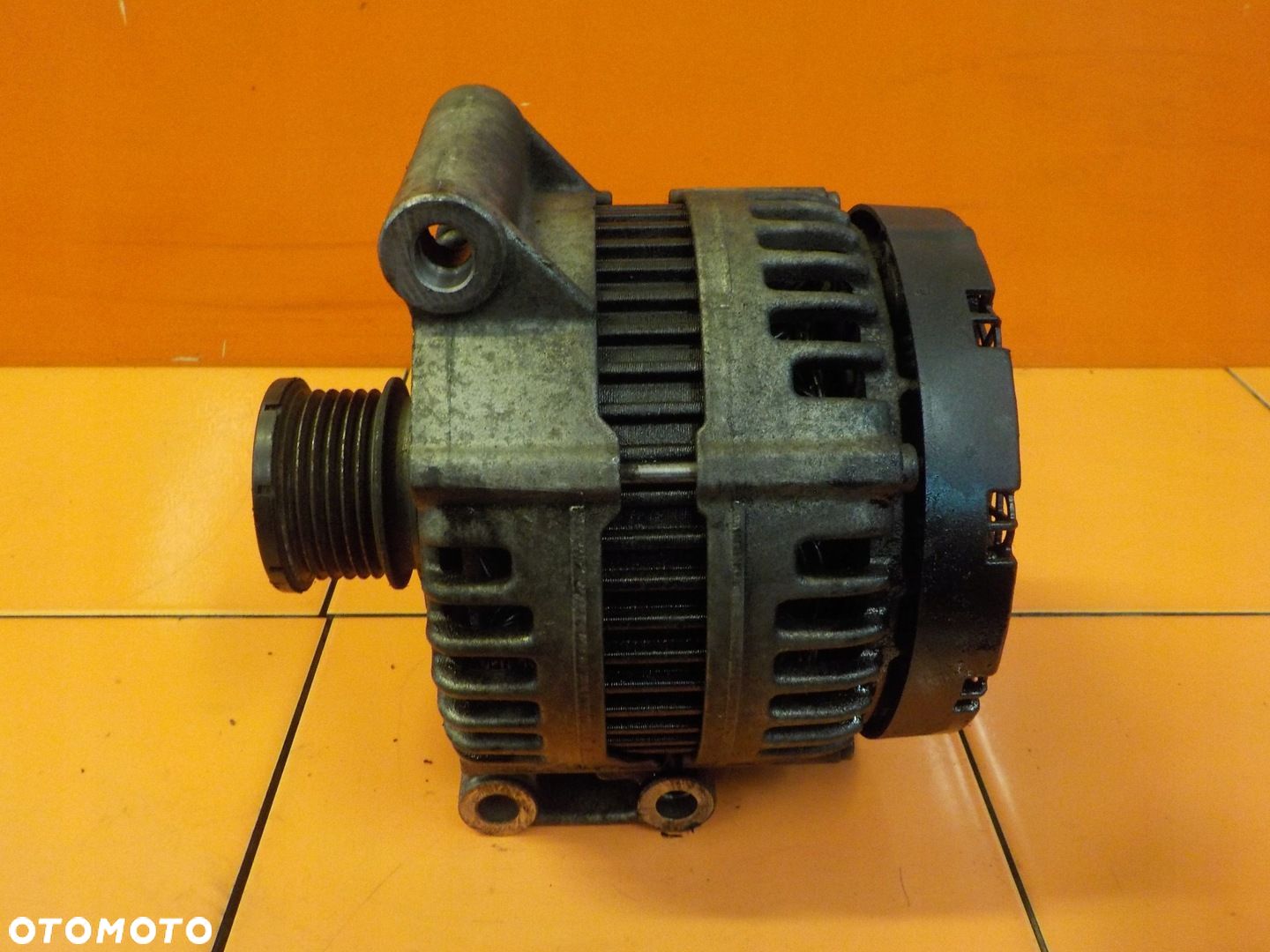 MINI COOPER S R56 CLUBMAN 1.6 THP 10r 174KM N14 alternator 757436580 - 1