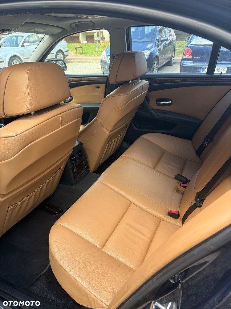 BMW Seria 5 - 11