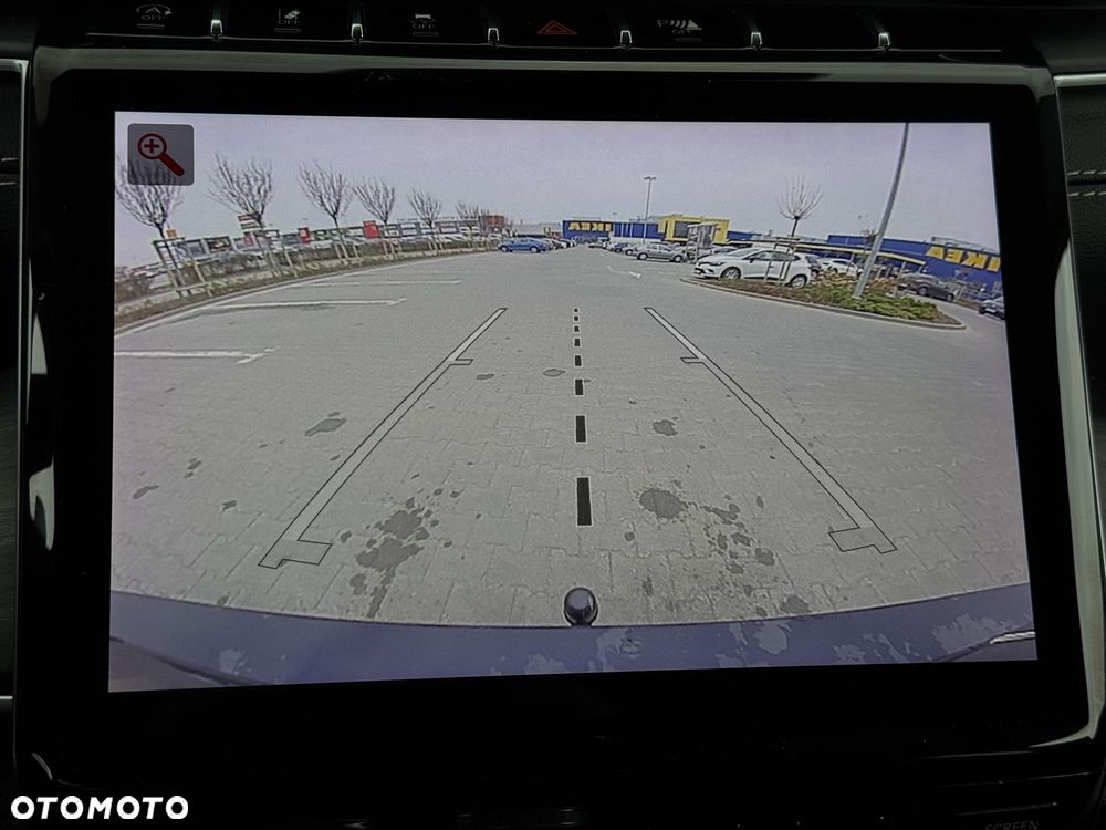 Jeep Grand Cherokee - 32