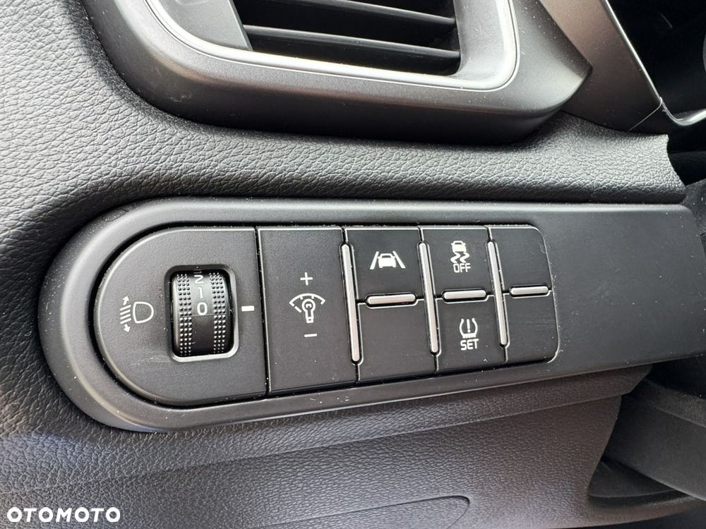 Kia Ceed 1.5 T-GDI M DCT - 27
