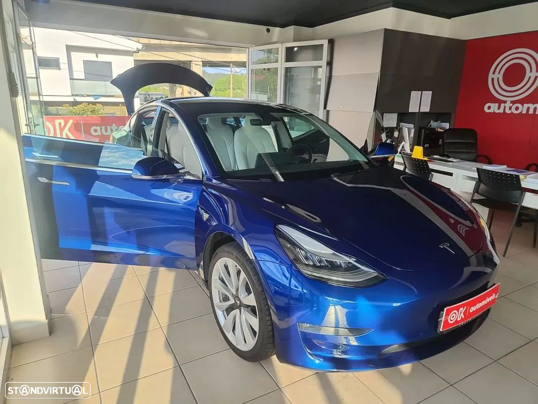 Tesla Model 3 - 17