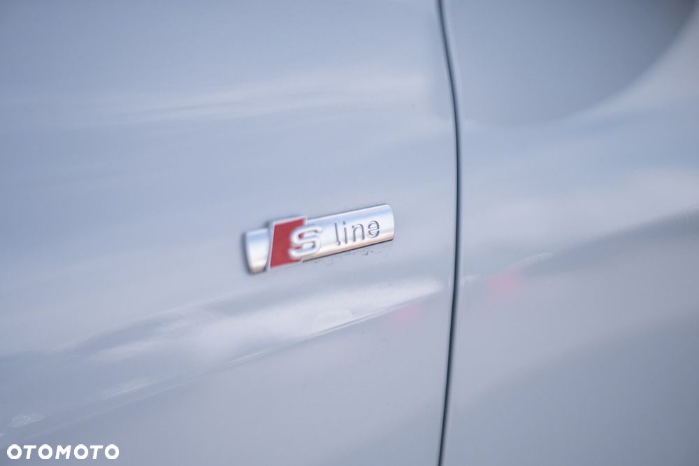 Audi Q5 Sportback - 8