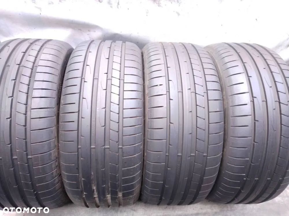 Dunlop Sport Maxx RT2 245/45 ZR18 100Y 2024 7-7.5mm - 1