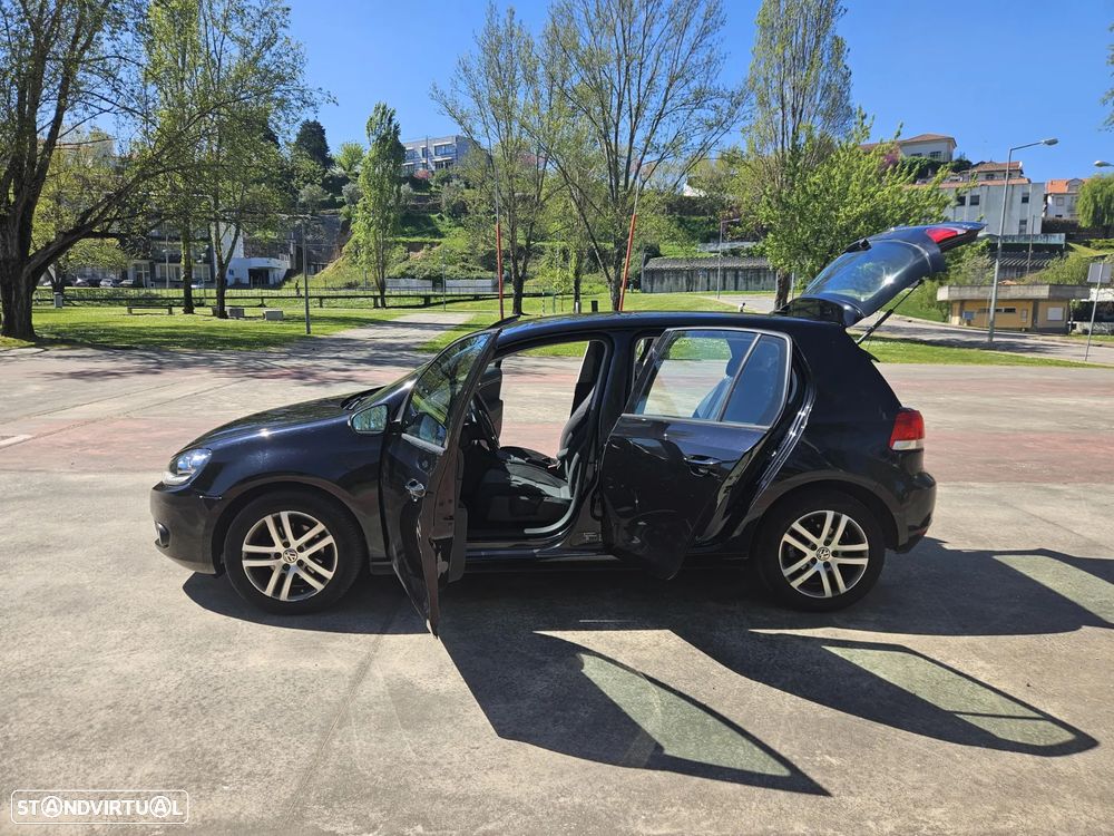 VW Golf 1.6 TDi Confortline - 9