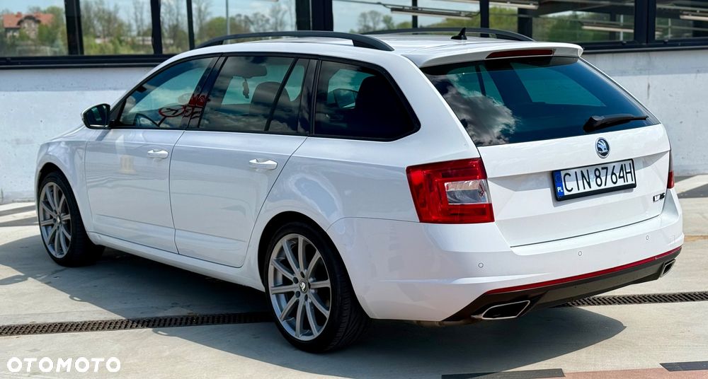 Skoda Octavia 2.0 TDI (Green tec) RS - 11
