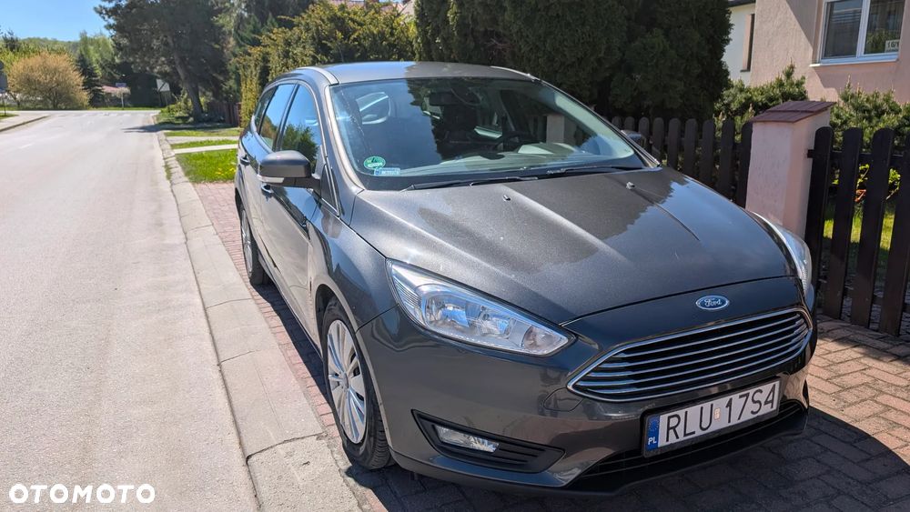 Ford Focus - 1