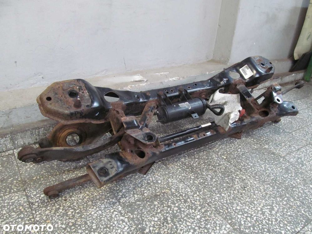 VOLVO C70 06-13 WOZEK SANKI BELKA KOLYSKA LAWA ZAWIESZENIA TYL - 2