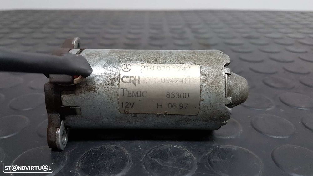 MOTOR DO ASSENTO DIREITO MERCEDES CLASE CLK (W208) COUPE 230 COMPRESSOR (208.347... - 6
