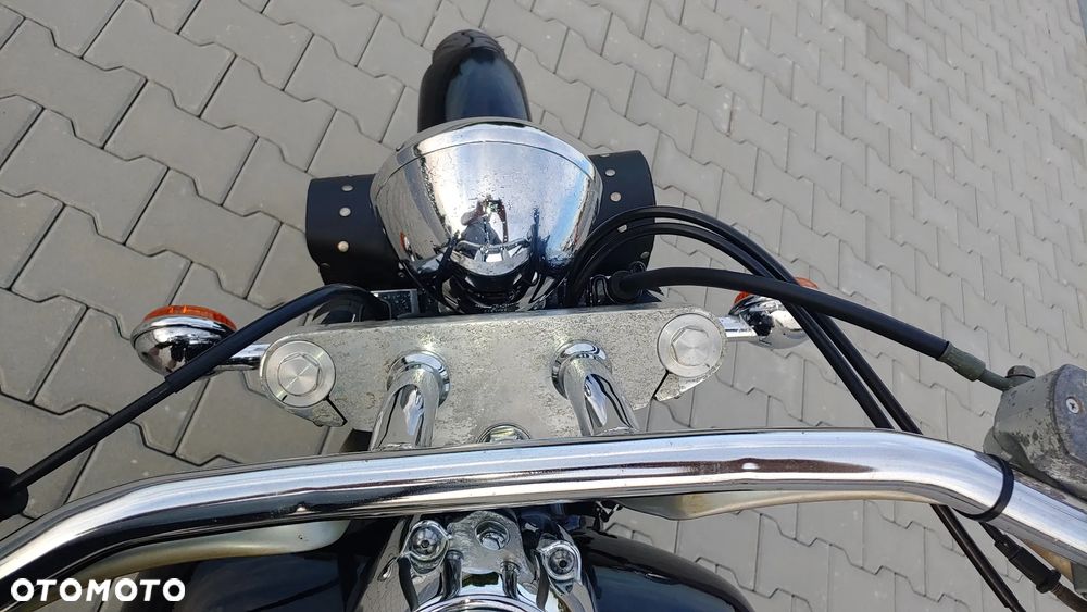 Yamaha XVS - 8