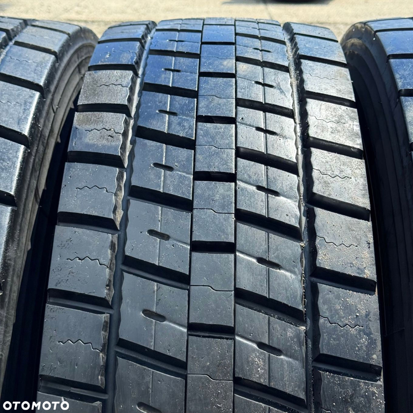315/80R22.5 BRIDGESTONE 10-12mm NAPĘD KOMPLET OPONY CIĘŻAROWE TYŁ TK565 - 4