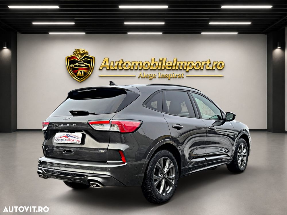 Ford Kuga 2.5 Duratec PHEV ST-LINE X - 32