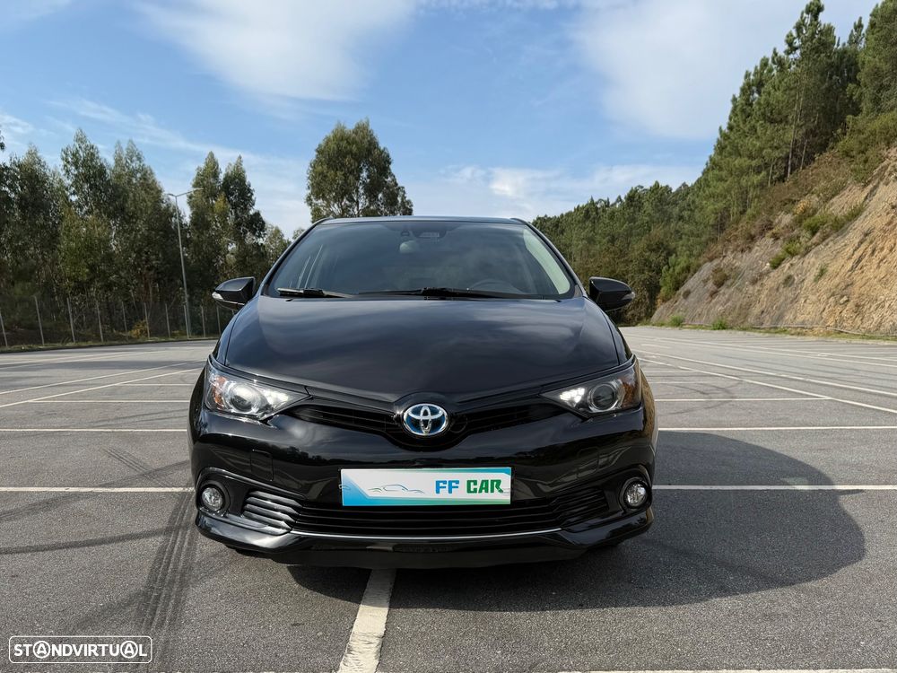 Toyota Auris 1.8 HSD Comfort +P.Techno+P.Sport - 3