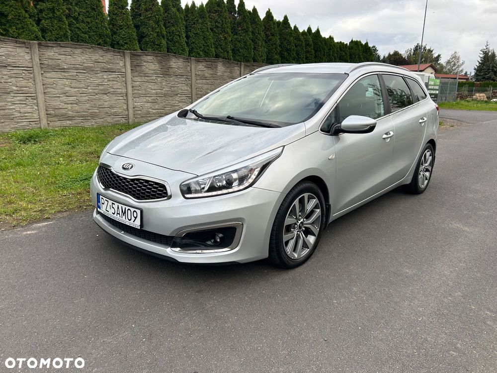 Kia Ceed 1.6 CRDi SCR L Business Line DCT - 1