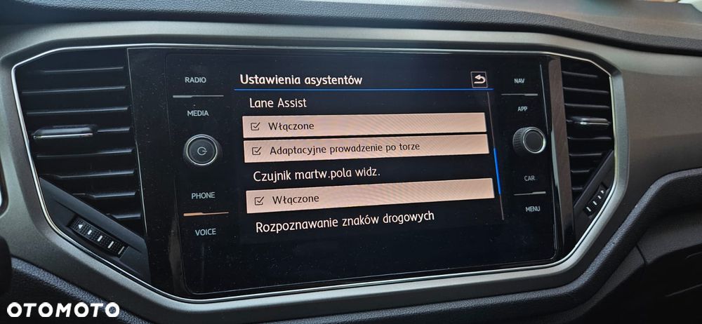 Volkswagen T-Roc 1.5 TSI ACT Premium DSG - 40