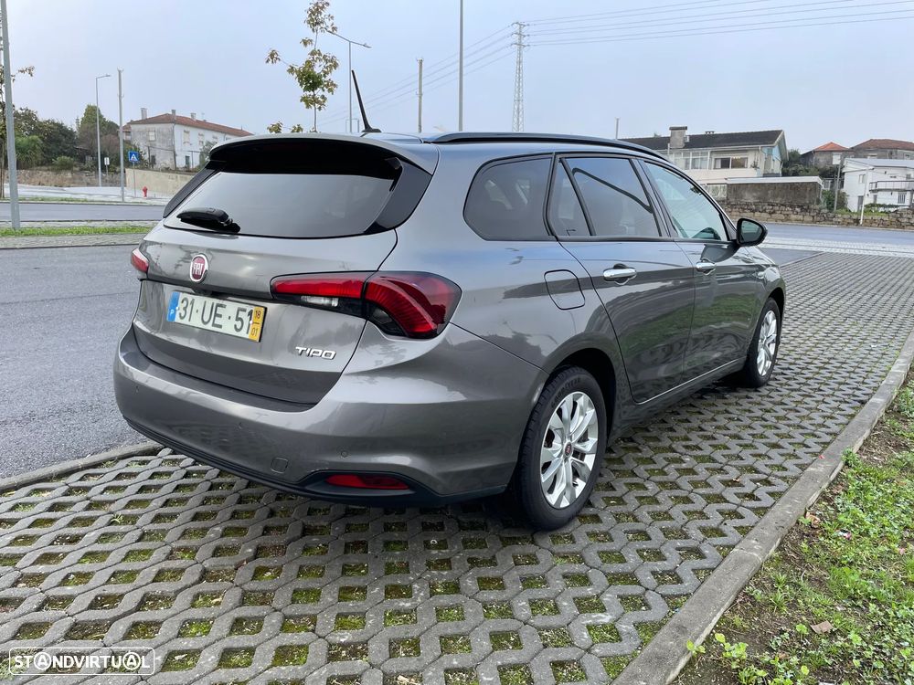 Fiat Tipo Station Wagon 1.3 M-Jet Lounge - 4