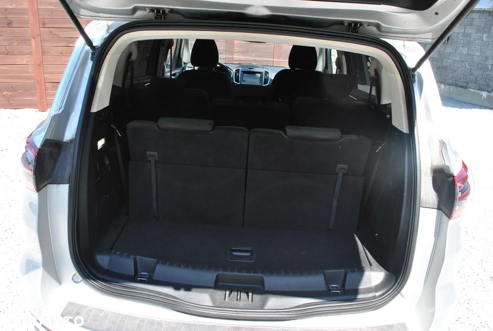 Ford S-Max 2.0 TDCi Titanium PowerShift - 15
