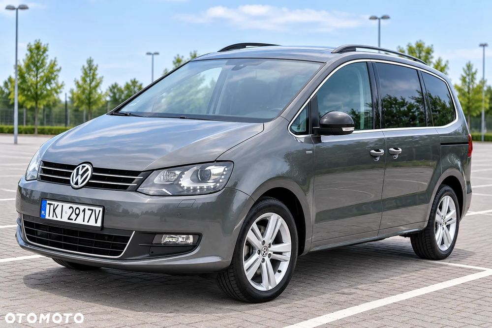 Volkswagen Sharan 2.0 TDI DSG Highline - 4