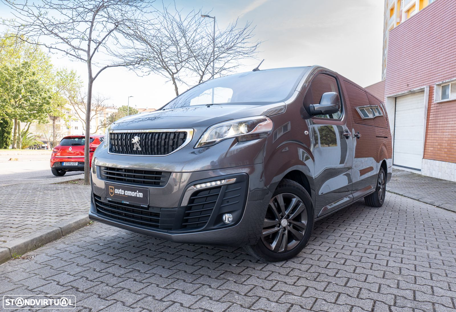 Peugeot Traveller 1.5 BlueHDi L3H1 Allure Long - 2