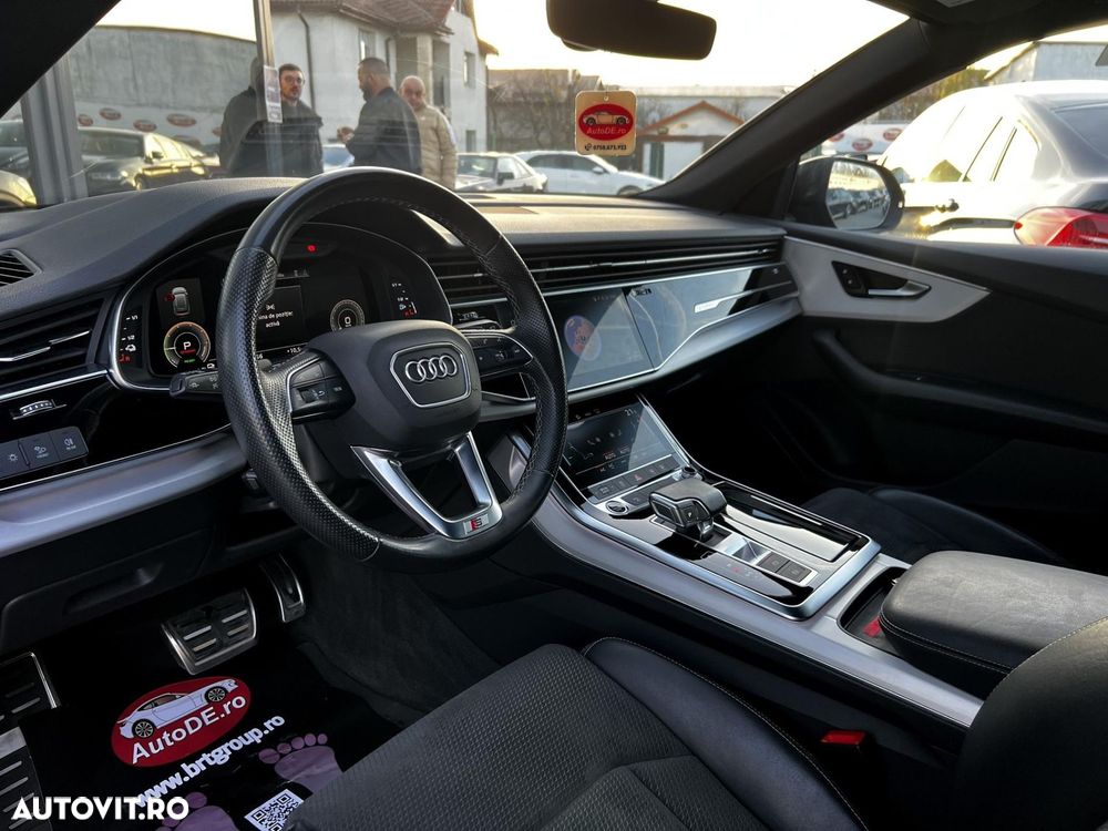 Audi Q8 55 TFSIe quattro tiptronic - 5