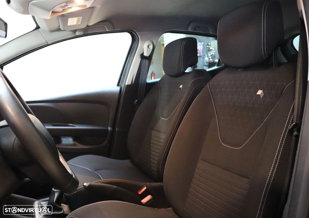 Renault Clio 0.9 TCe Limited - 11