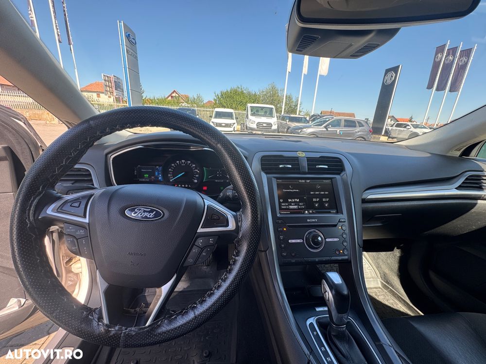 Ford Mondeo - 8