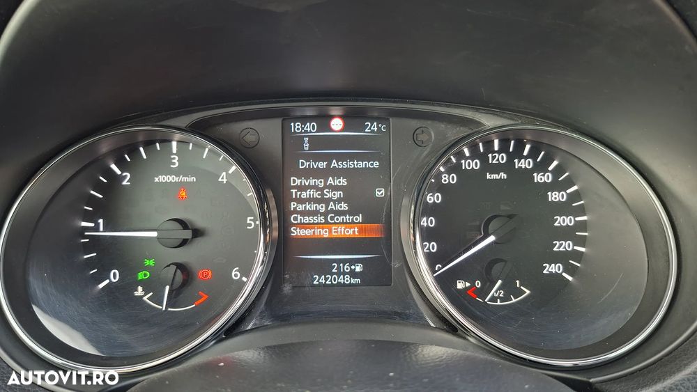 Nissan Qashqai 1.5 DCI N-Connecta - 15