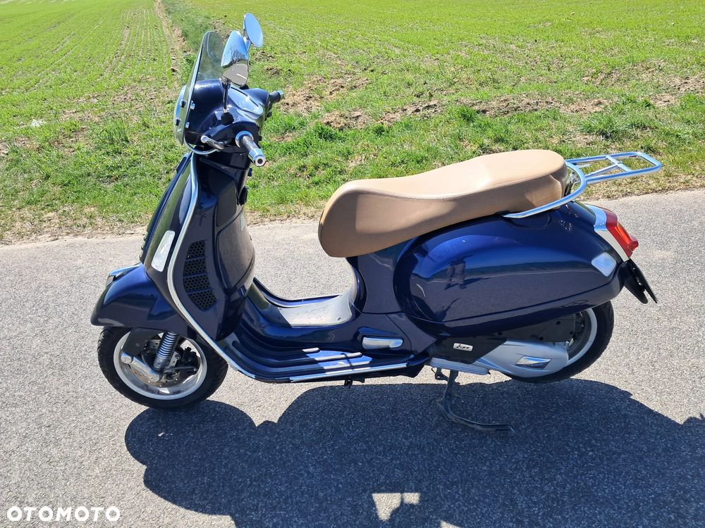 Piaggio Vespa - 9