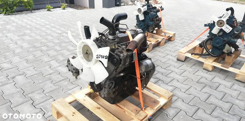 SILNIK ISEKI E3CC E3CD 1,363L 19,12 kW 12 500 zł netto - 3