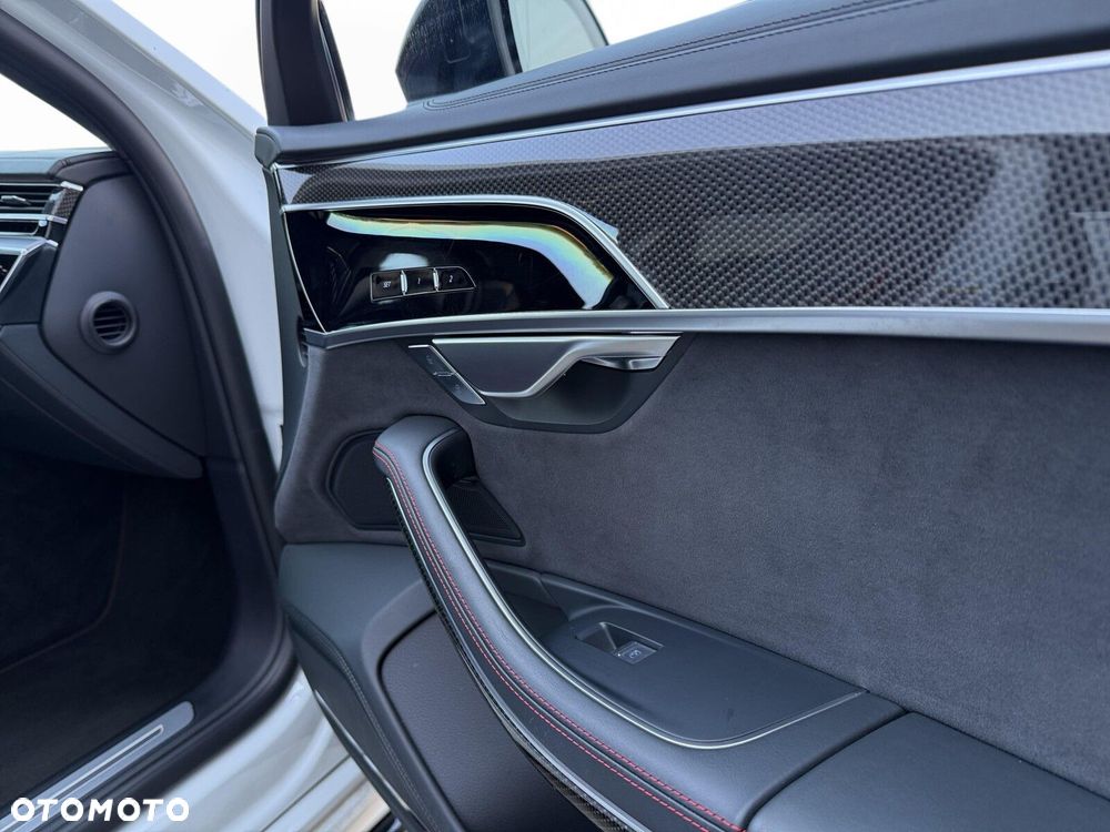 Audi S8 TFSI mHEV Quattro Tiptr - 32
