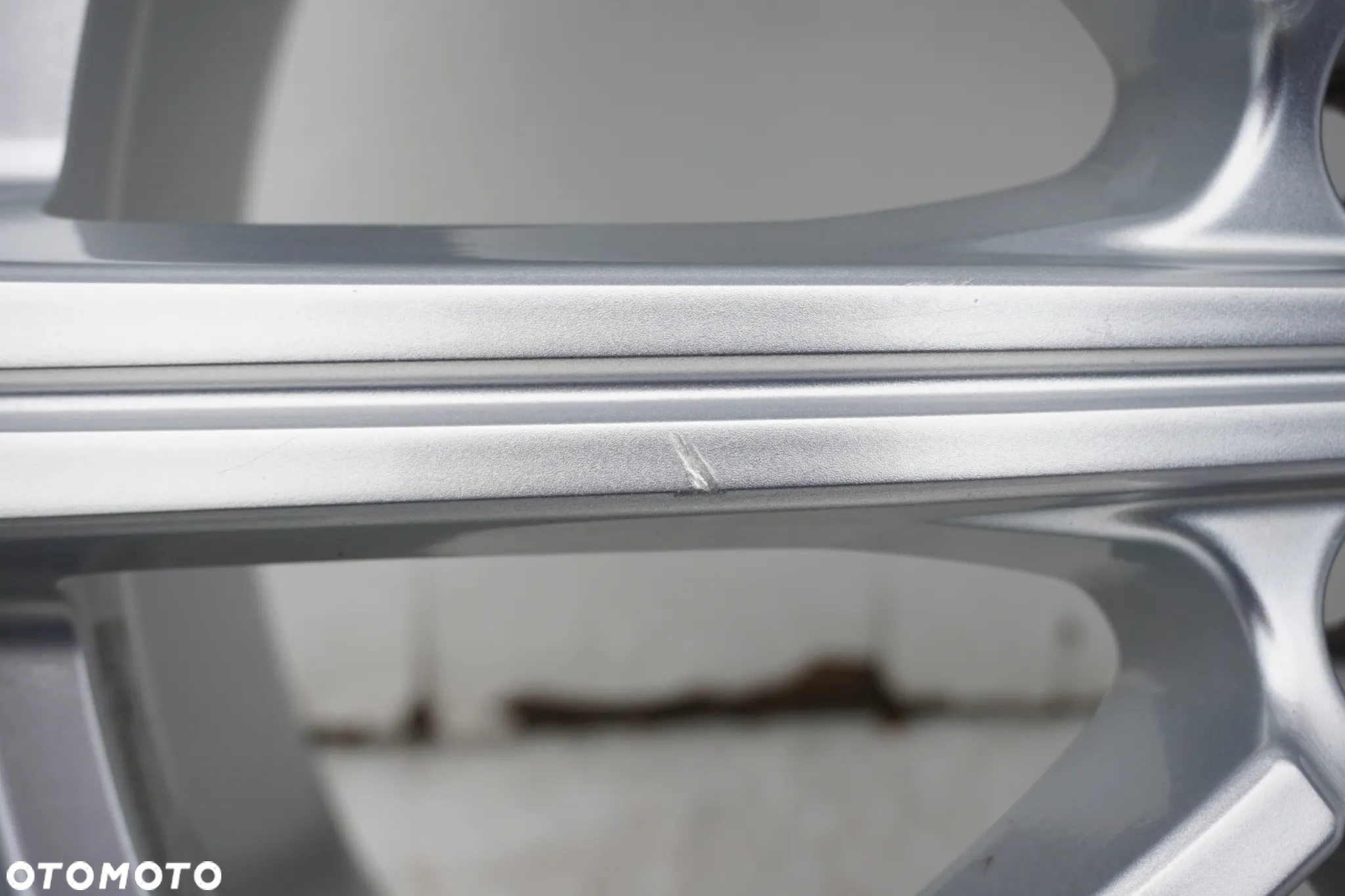 Audi 5x112 20 8,5J et38 83A601025S stan bdb- - 2