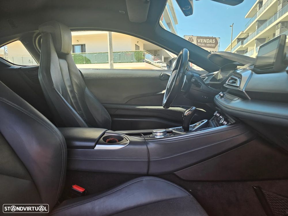 BMW i8 - 16