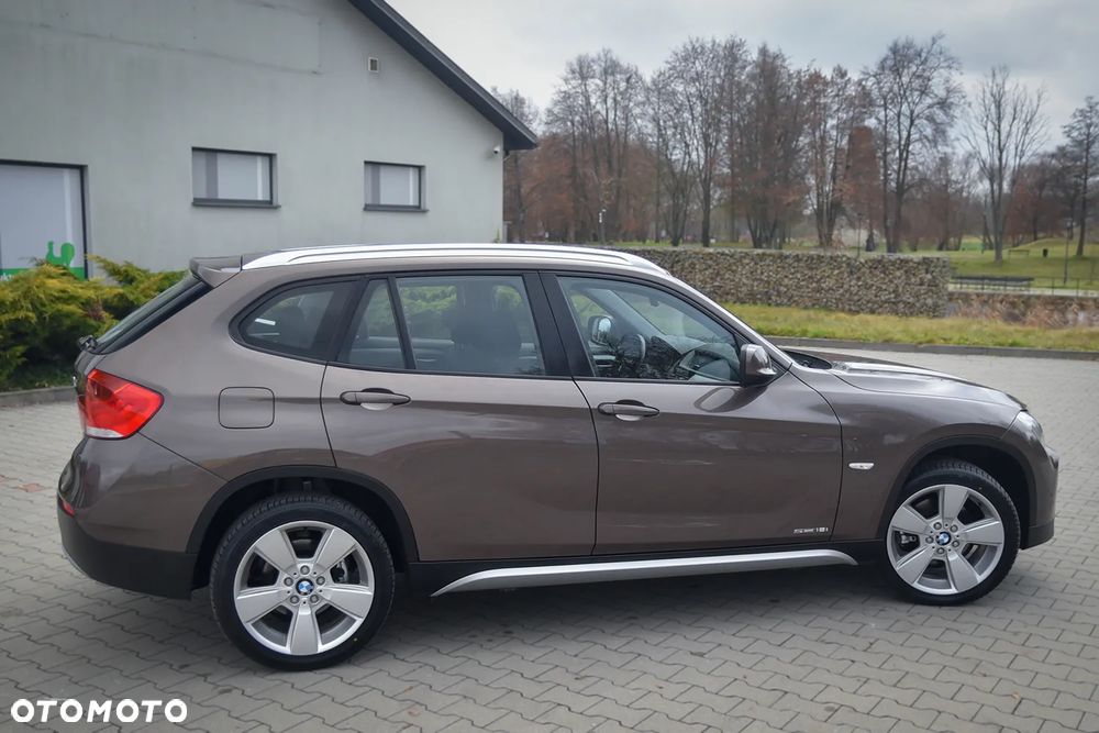 BMW X1 sDrive18i xLine - 10